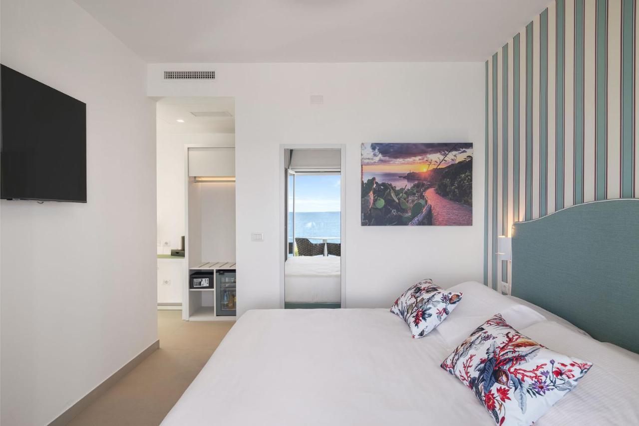 Seaside Hotel Капо-д'Орландо Экстерьер фото