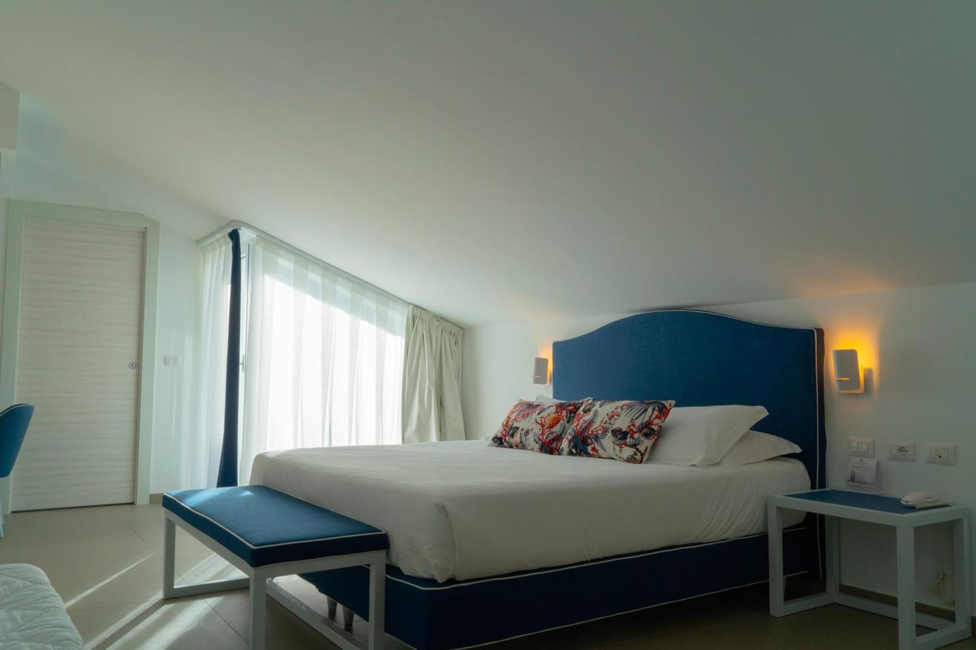Seaside Hotel Капо-д'Орландо Экстерьер фото