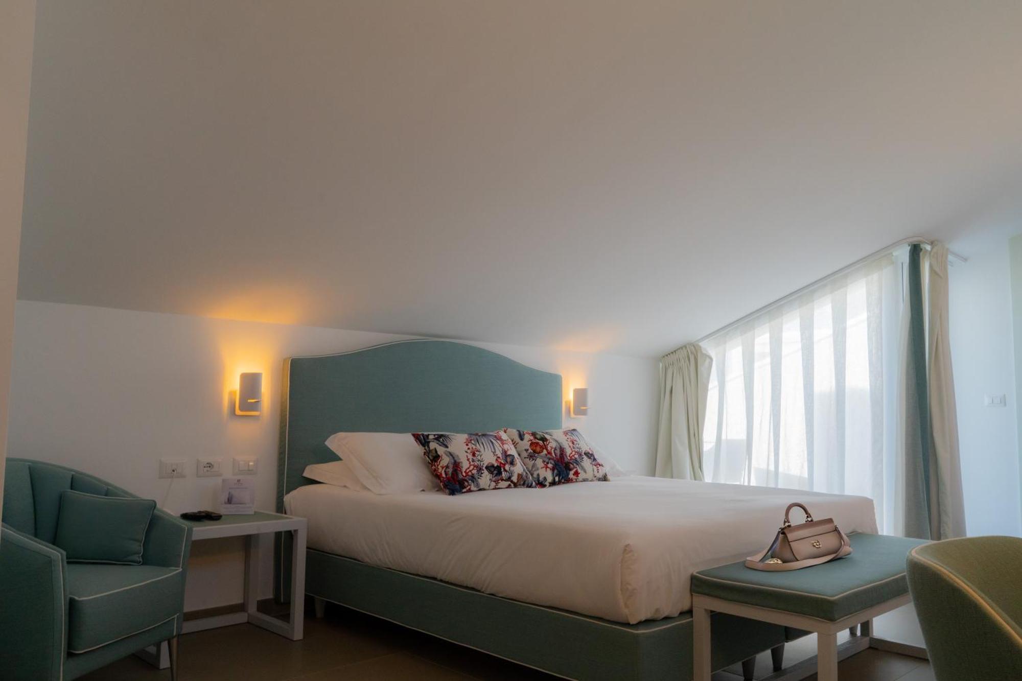 Seaside Hotel Капо-д'Орландо Экстерьер фото